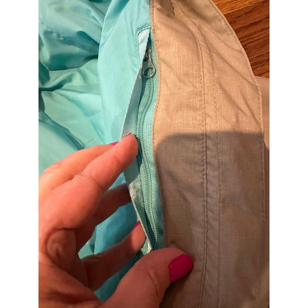 The North Face Carli HyVent Rain Jacket Women’s XL Beige Waterproof Shell - Picture 5 of 15